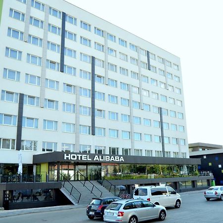 Hotel Ali Baba Humenné Dış mekan fotoğraf