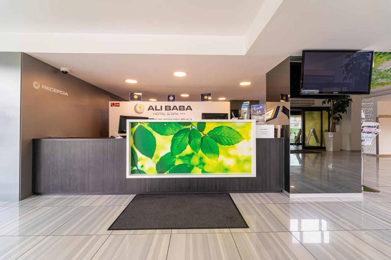 Hotel Ali Baba Humenné Dış mekan fotoğraf