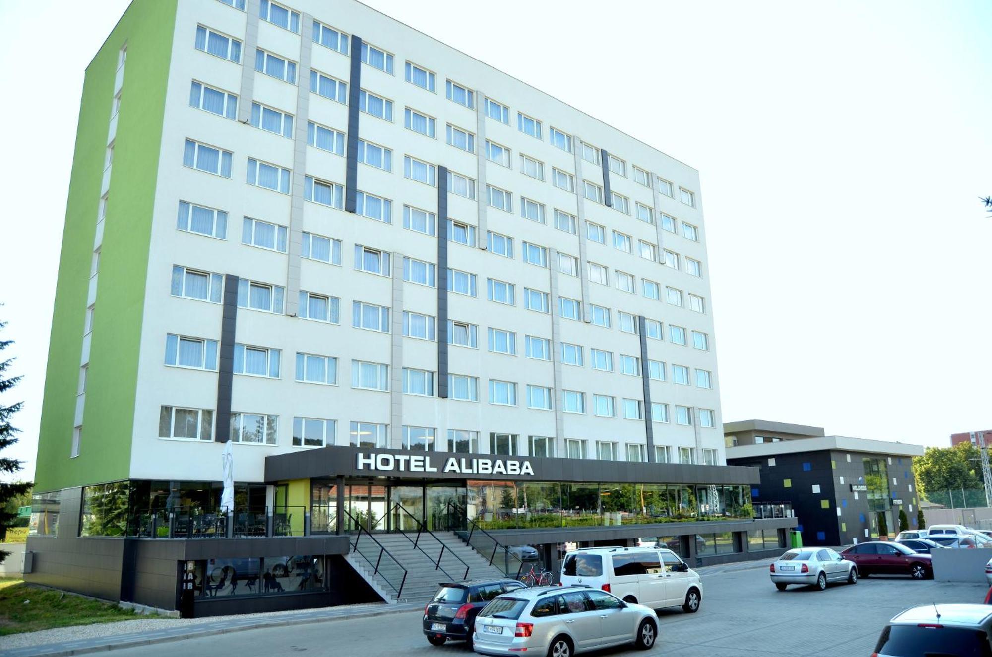 Hotel Ali Baba Humenné Dış mekan fotoğraf